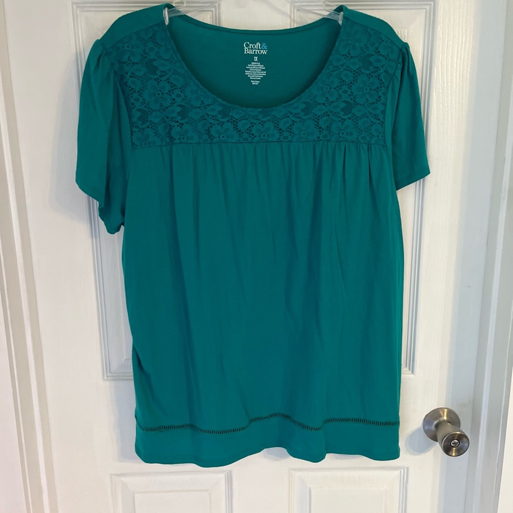 croft & barrow plus Lace Yoke Top